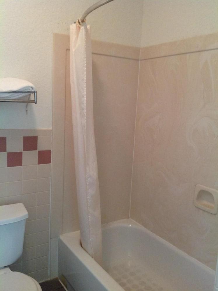 Budget Host Hempstead Inn Brookhollow/Energy Corridor Хюстън Екстериор снимка