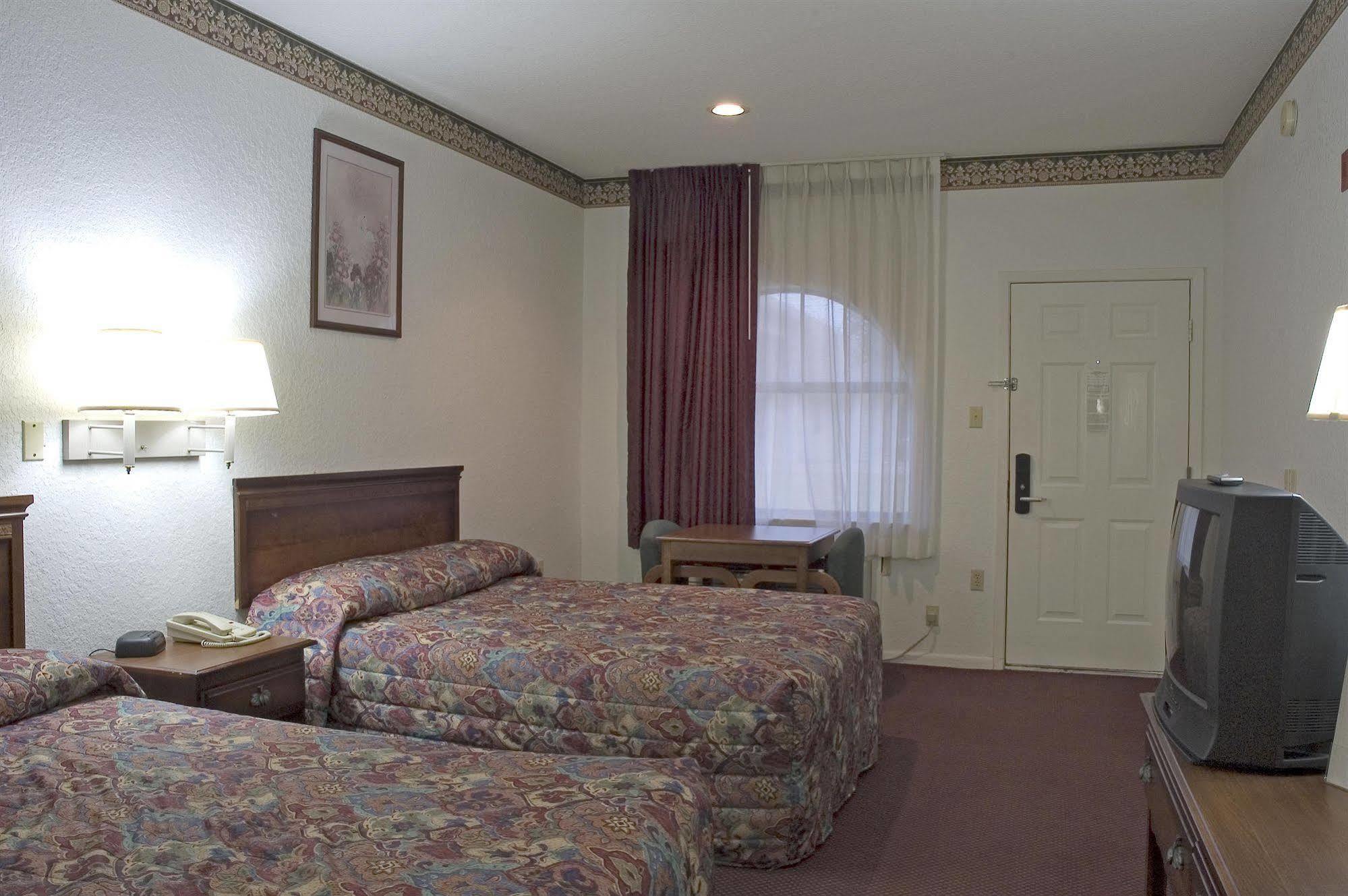 Budget Host Hempstead Inn Brookhollow/Energy Corridor Хюстън Екстериор снимка